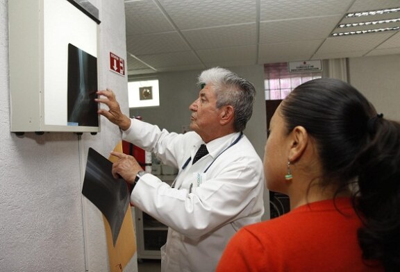 Recibe Cruz Roja Toluca acreditación en capacidad, calidad y seguridad para la atención médica