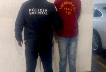 Asegura Policía de Toluca a  sujeto por robo a interior de vehículo