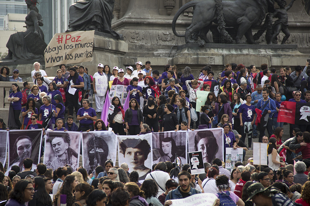 “La revolución femenina de las mujeres”