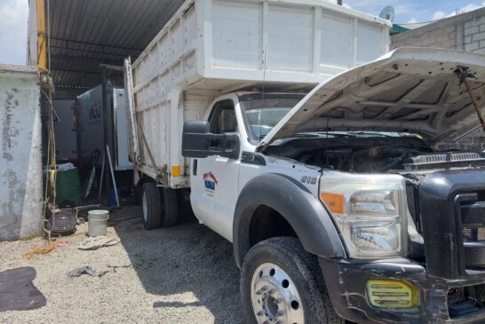 Catea FGJEM inmueble en Tecámac y recupera vehículos y mercancía con reporte de robo