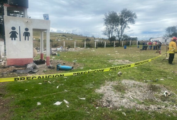 Una muerte y dos heridos, saldo fatal de explosión en Almoloya de Juárez.
