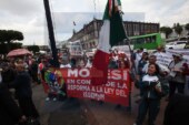 Tres marchas desquician Toluca, quieren que Morena los rescate