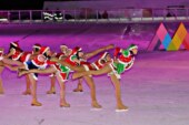 Brilla la plaza de los mártires de Toluca con luz, color y alegría en la inauguración de “invierno en patines”