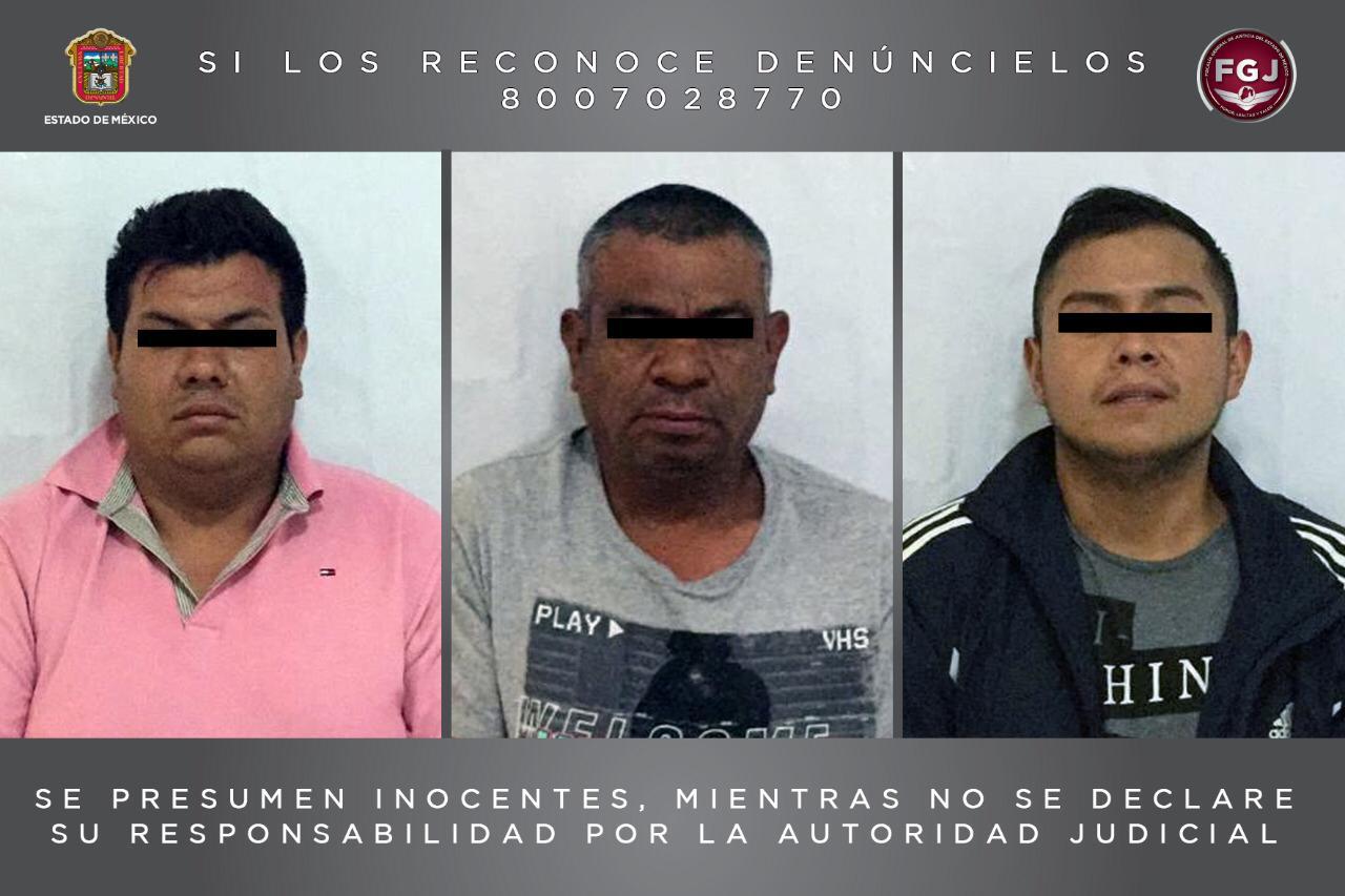 Asegura FGJEM a tres sujetos investigados por robos a transporte público en Tlalnepantla
