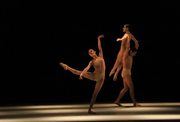 Presenta compañía de danza del Edoméx «con-cierto amor de humanos» en el centro cultural mexiquense bicentenario