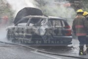 Se incendia vehículo en la México Toluca.