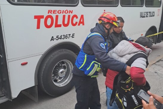Asalto en Tollocan deja dos lesionados; hampones huyen corriendo