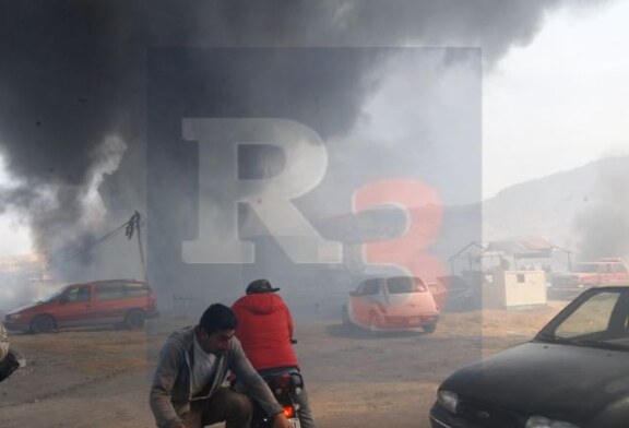 Se incendia un predio en Tenango del Valle, vecinos y policías luchan por sofocarlo