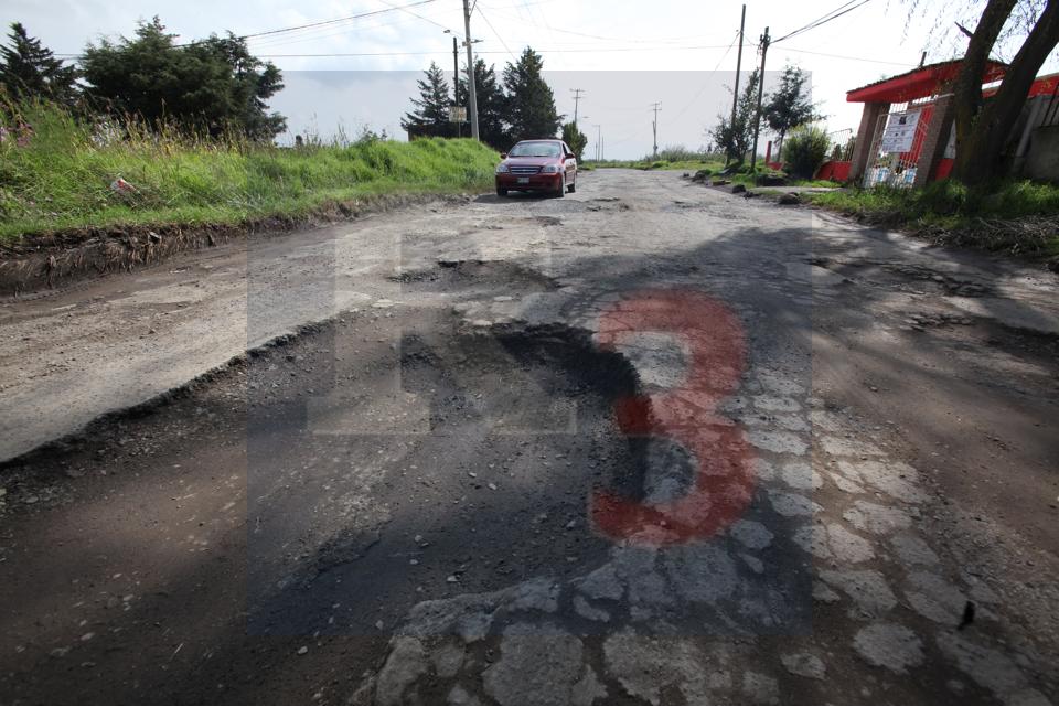 La carretera a Tlachaloya, una zona de guerra en plena paz