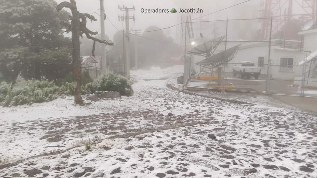 Segunda nevada en el cerro de Jocotitlán, frente frío 19 mantendrá bajas temperaturas